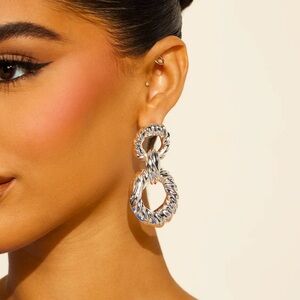 Unexpected Plans Silver Earrings NEW 🏷️